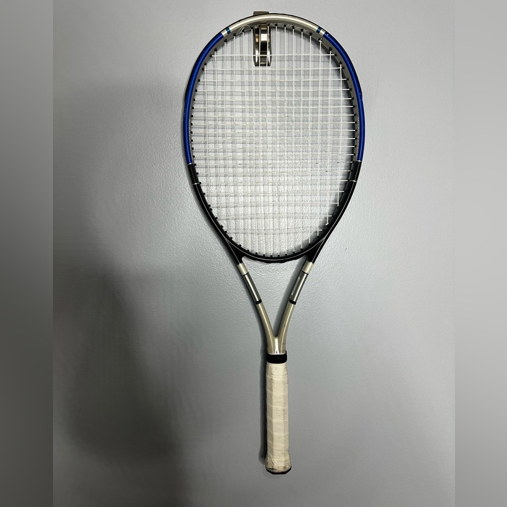 PRO-KENNEX KINETIC Micro Carbon 11G TENNIS RACQUET  Grip 4-1/2''